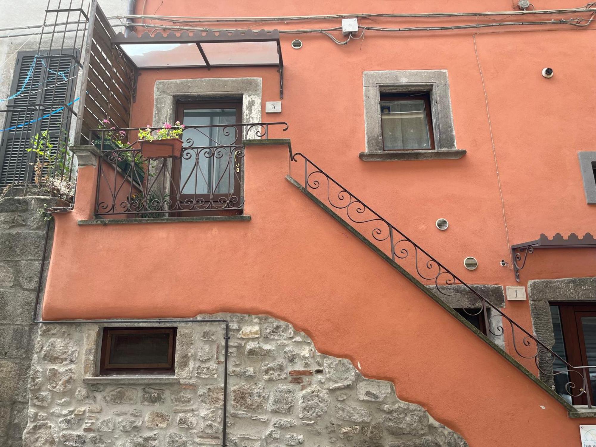 Domus Tuscia Apartments San Faustino Guesthouse Viterbo Buitenkant foto